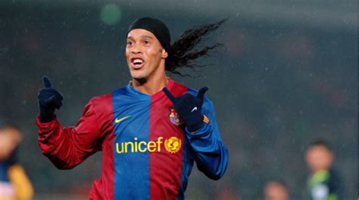 All About Ronaldinho's Kids: His Sons And Daughters