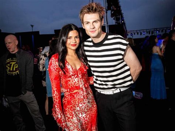 Are Nikki And Noah Lalonde's Dating Rumors True?