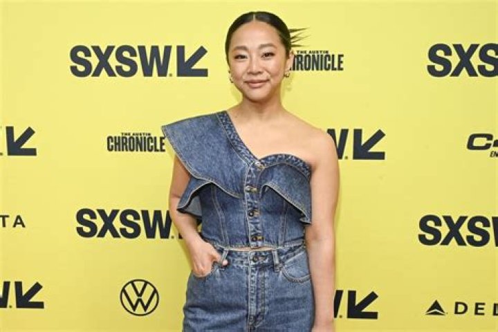 Dive Into Stephanie Hsu's Instagram Journey