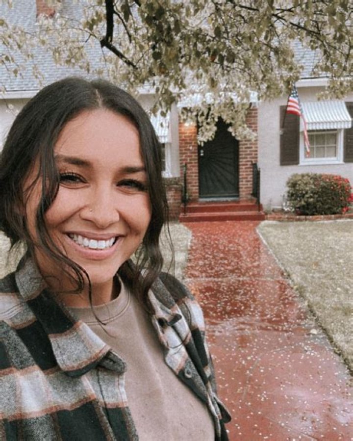 Unveiling The Mystery: Who Is Thoren Bradley's Wife?